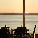 Logis Restaurant La Citadelle 3* בליי