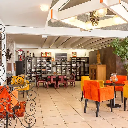 Logis Restaurant La Citadelle Hotel 3*