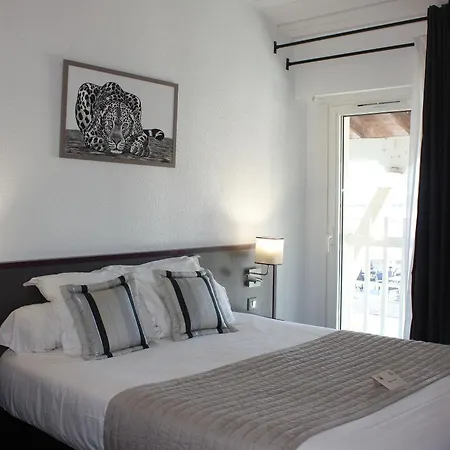 Logis Restaurant La Citadelle Hotel