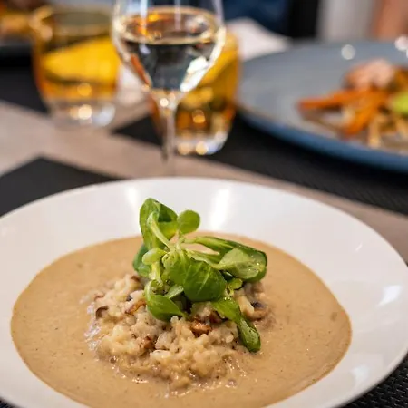 Logis Restaurant La Citadelle 3*