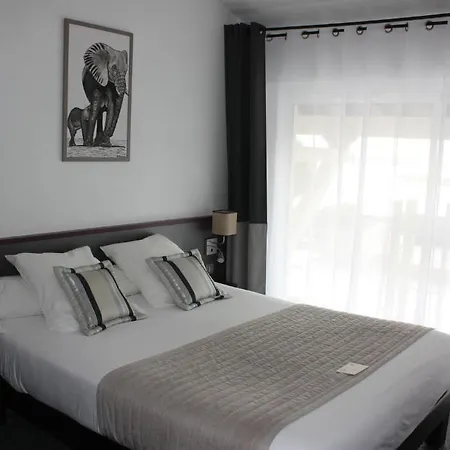 Logis Restaurant La Citadelle Hotel 3*