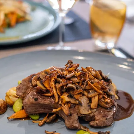 Hotel Logis Restaurant La Citadelle 3*