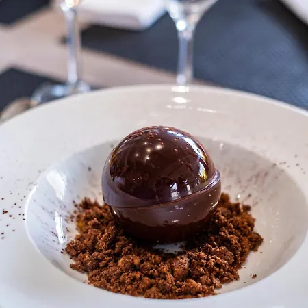 Logis Restaurant La Citadelle Hotel