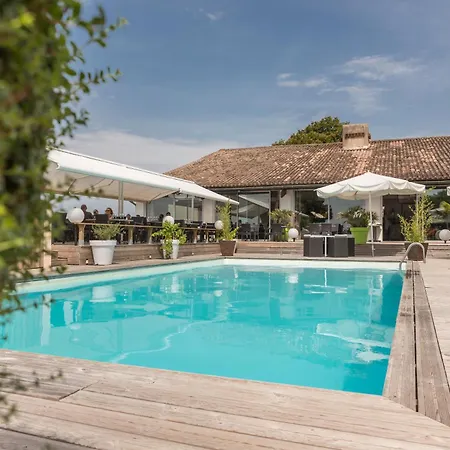 Logis Restaurant La Citadelle Hotel Blaye