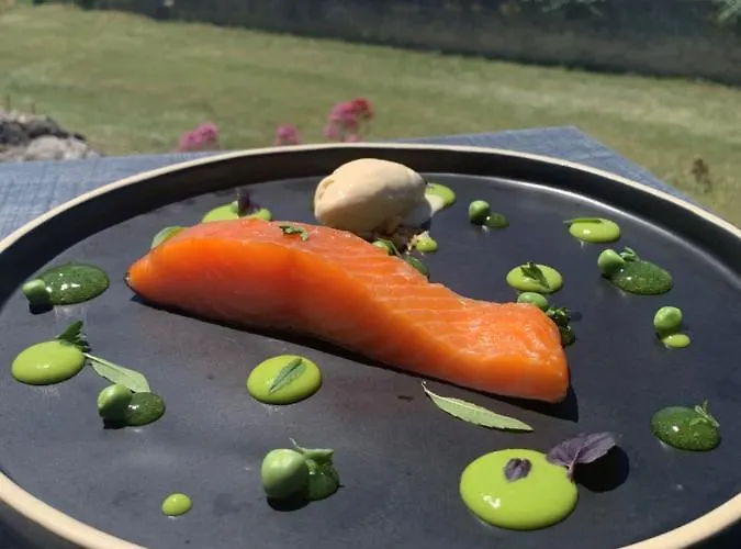 Logis Restaurant La Citadelle Blaye-et-Sainte-Luce