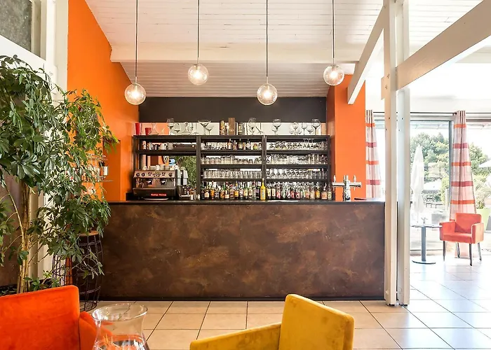 Hotel Logis Restaurant La Citadelle Blaye-et-Sainte-Luce