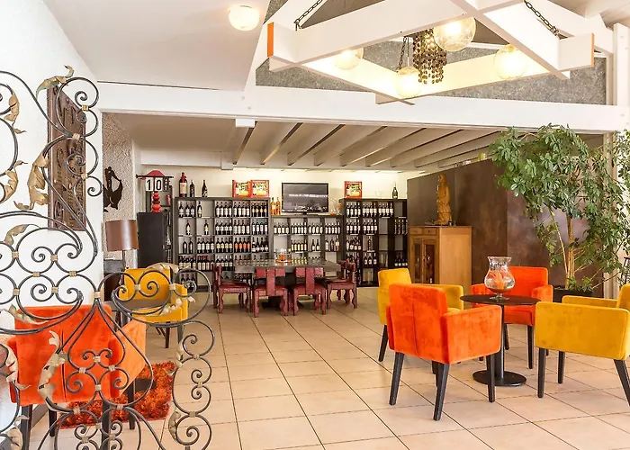 Logis Restaurant La Citadelle Hotel 3*