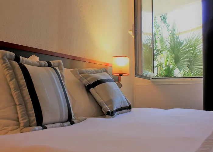 Hotel Logis Restaurant La Citadelle