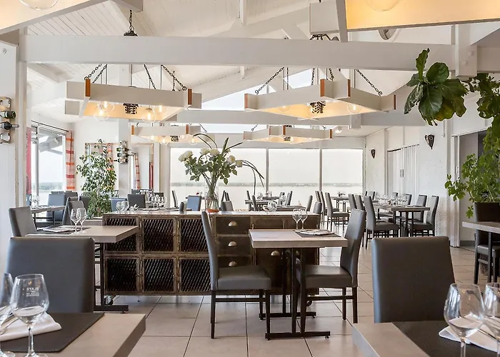 Hotel Logis Restaurant La Citadelle 3*