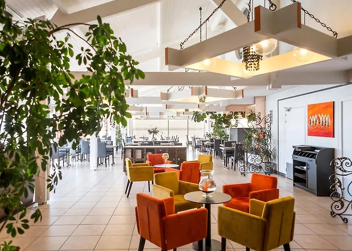 Logis Restaurant La Citadelle 3* Blaye-et-Sainte-Luce