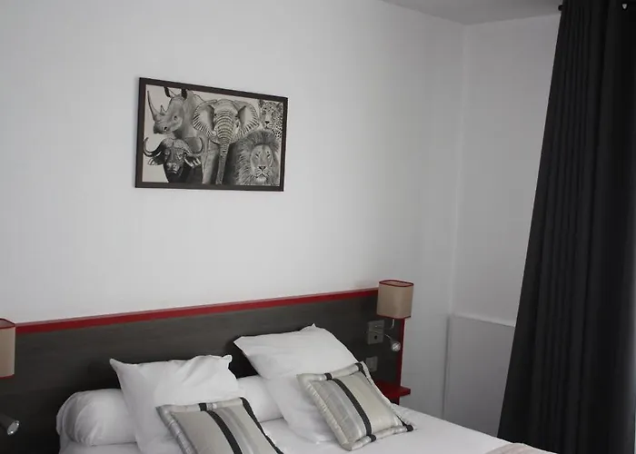 Logis Restaurant La Citadelle Hotel 3*