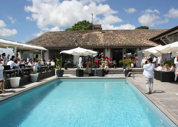 Logis Restaurant La Citadelle Hotel