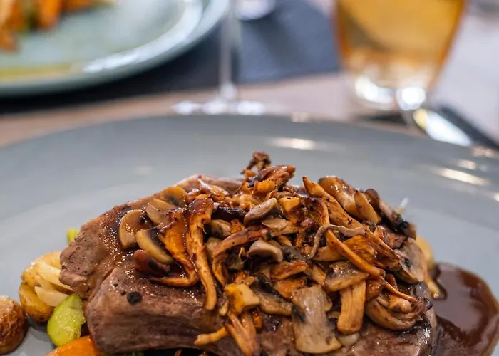 Hotel Logis Restaurant La Citadelle 3*