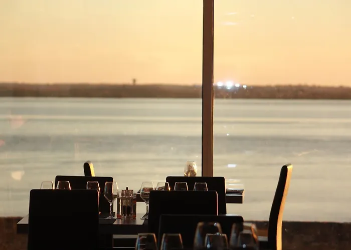 Logis Restaurant La Citadelle 3* Blaye-et-Sainte-Luce