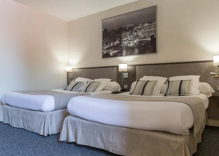 Logis Restaurant La Citadelle Hotel 3*