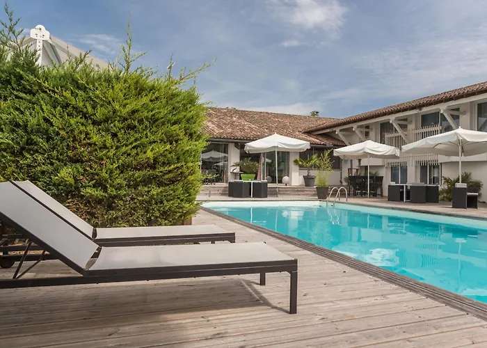 Logis Restaurant La Citadelle Hotel