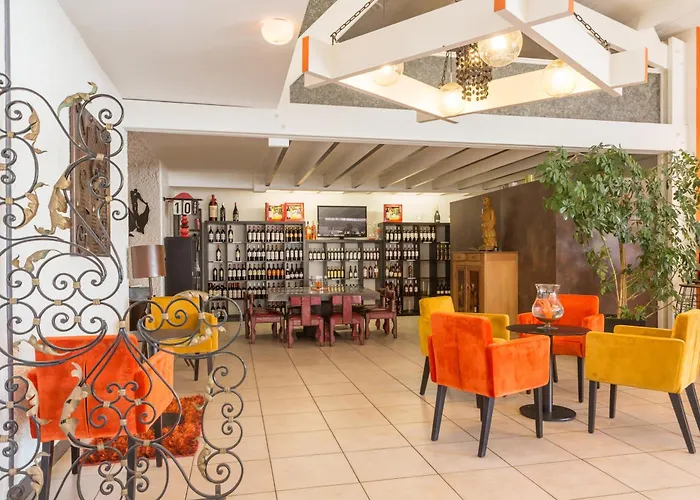 Hotel Logis Restaurant La Citadelle Blaye